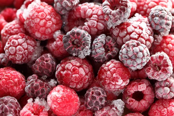 Frozen raspberries and blackberries — Stock Photo, Image