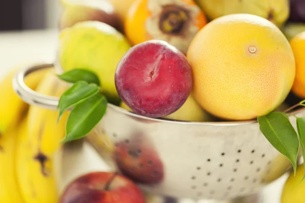 Fresh fruit — Stock Photo, Image