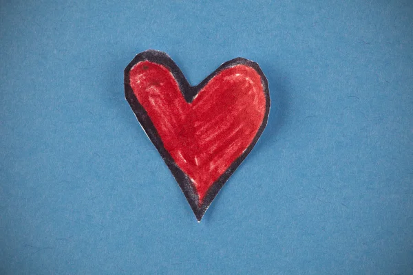 Kırmızı kağıt kalp — Stok fotoğraf