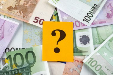 Soru işareti euro banknot üzerinde