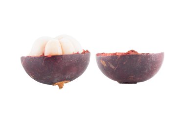 Mangosteen beyaz arka planda izole