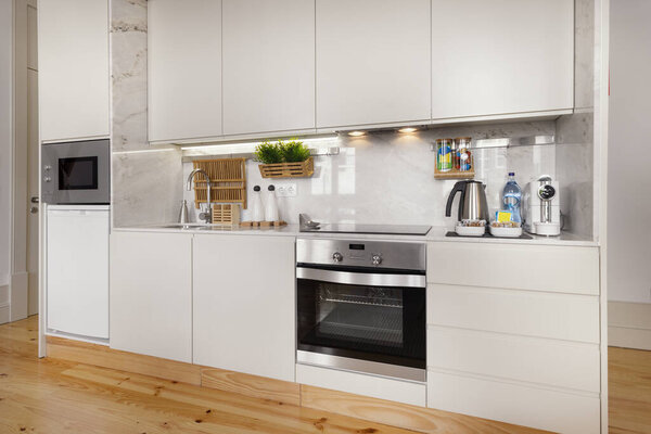 Кухонный модуль с паркетными полами