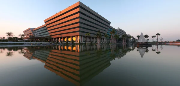 Tayland hükümeti karmaşık