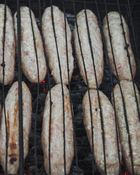 Hackfleisch Vom Dönerspieß Auf Dem Grill Beim Picknick Freien Grillfest — Stockfoto