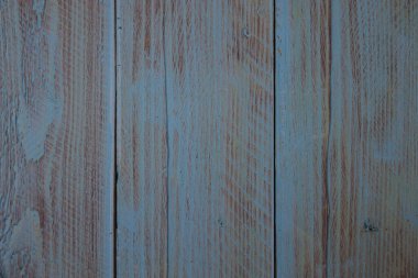 Ahşap zemin mavi antika boyayla boyanmış.