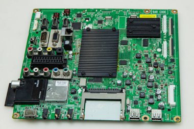 Ana LCD TV anakart. Televizyon tamiri için yedek parça