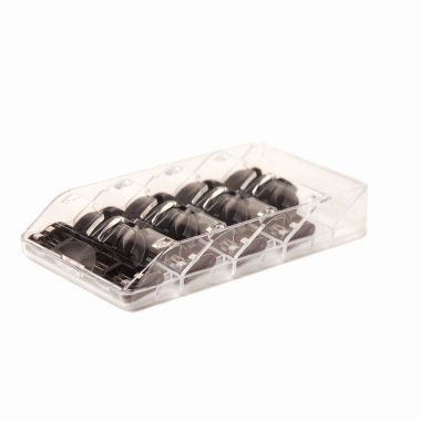 Jilet kabzası için kartuş beyaz arka planda izole edildi