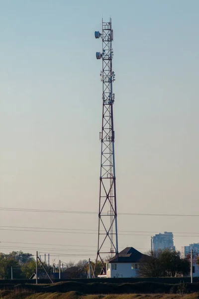 Cell Phone Tower Buildings Poles Wires Background — Stock Photo, Image