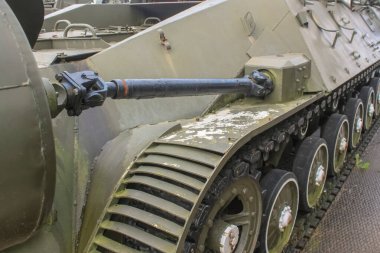 Belarus Müzesi kompleksi Stalin 'in Hattı' nda askeri teçhizatı takip ettik.