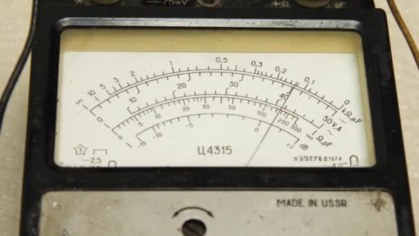 Hand Runs Dial Old Analog Multimeter Device Designed Measure Current — Stock Video