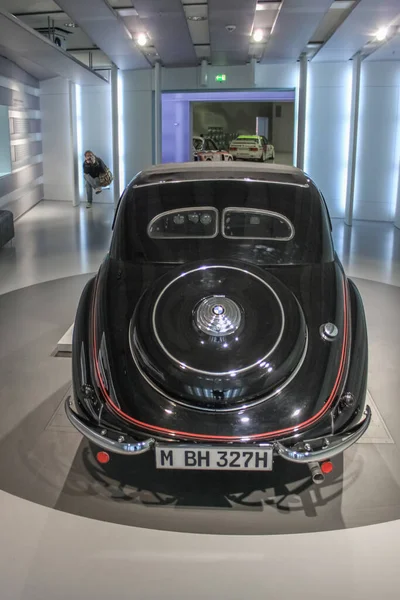 Германия Мюнхен Апреля 2011 Bmw 327 Купе 1938 Года Выставочном — стоковое фото