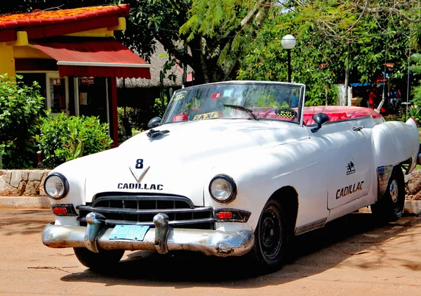 Old retro car in Havana,Cuba — Stock Photo, Image