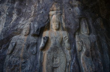 Buduruwagala - Sri Lanka eski bir Budist tapınağı.