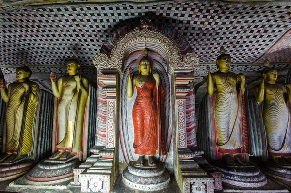Dambulla mağara tapınaklar, Central Province, Sri Lanka, Asya.