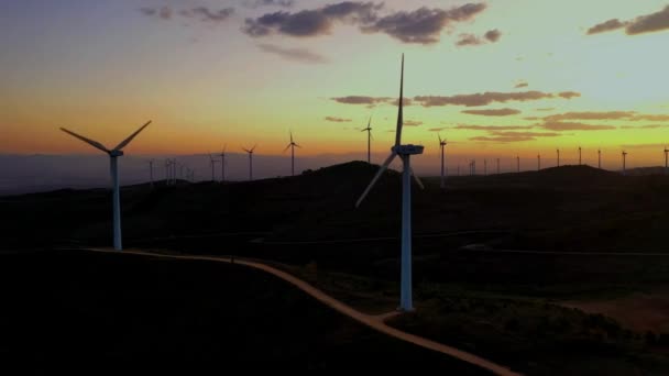 Vindturbinstation Vid Solnedgången Navarra Spanien Europa Flygfoto — Stockvideo