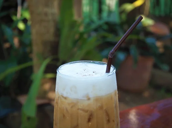 Ett Glas Thailändskt Med — Stockfoto