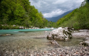 bir şelale Slovenya