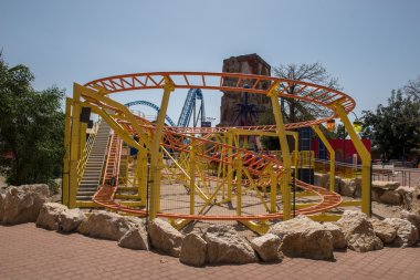 bir roller coaster İtalya