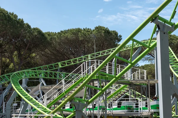 Roller coaster w Włochy — Zdjęcie stockowe