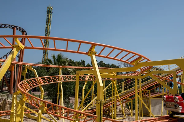 Roller coaster w Włochy — Zdjęcie stockowe