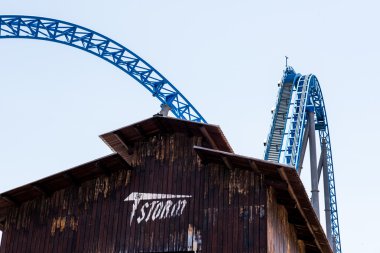 bir roller coaster İtalya