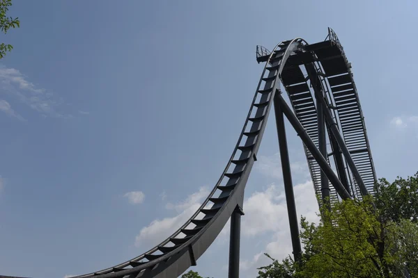 Silindir bardak ve tema parkları