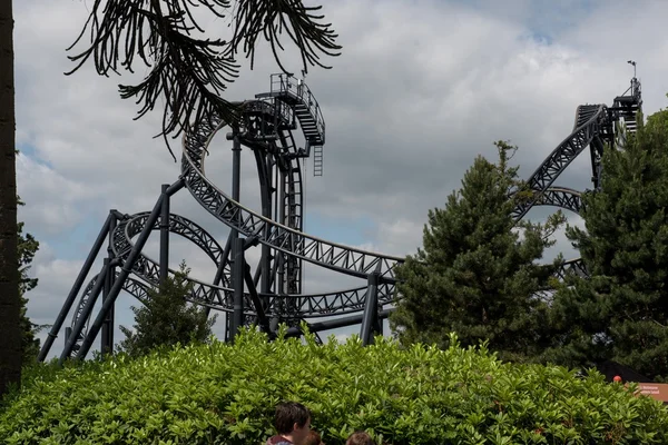 Una montaña rusa en Inglaterra — Foto de Stock