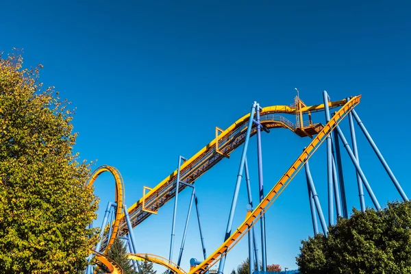 A Rollercoaster in an American Theme Park — Stock Photo, Image
