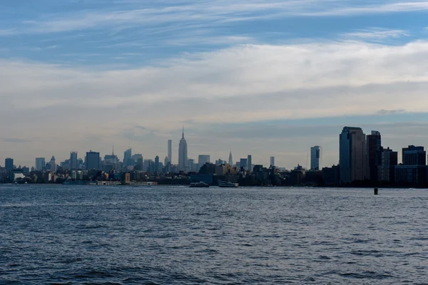 Die Skyline von New York City — Stockfoto