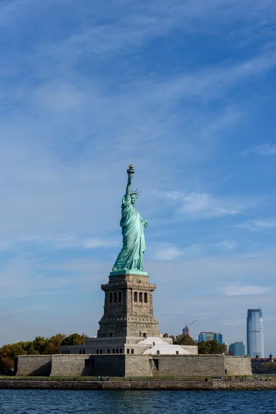 Estatua de la Libertad en la ciudad de Nueva York —  Fotos de Stock