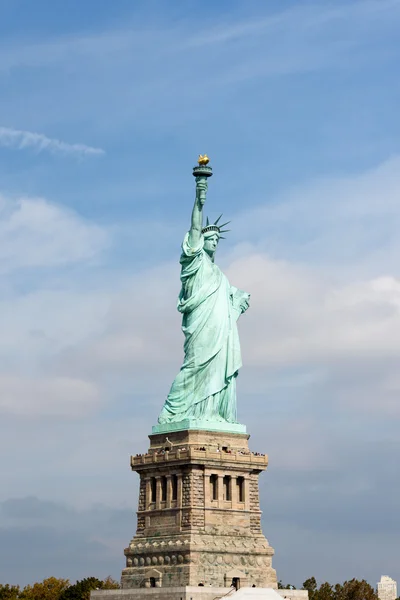 Estatua de la Libertad en la ciudad de Nueva York — Foto de Stock