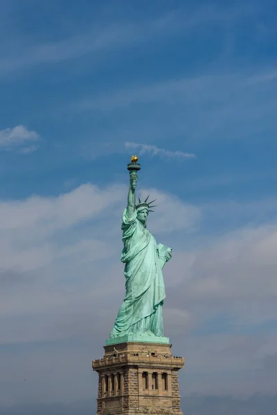 Estatua de la Libertad en la ciudad de Nueva York —  Fotos de Stock