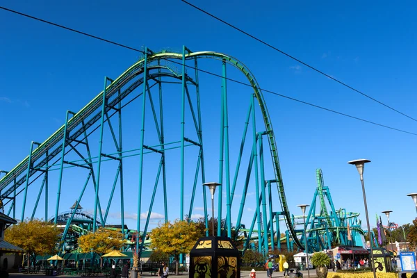 Rollercoaster em Cedar Point — Fotografia de Stock