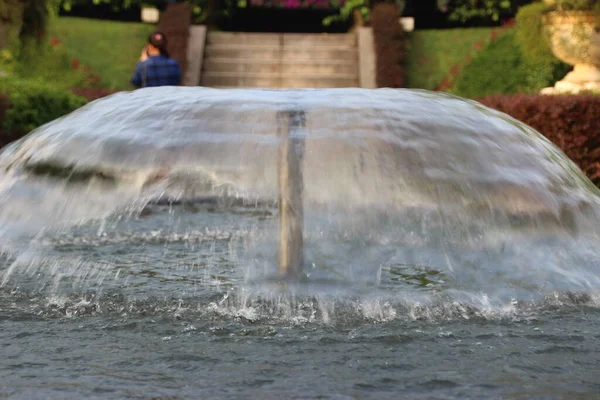 Fontaine Dans Jardin Kuala Lumpur — Photo