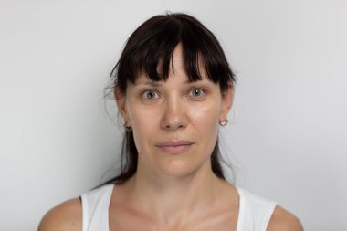 Yorgun hiçbir makyaj kadın