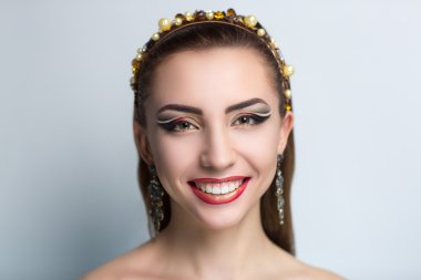 beyaz dişler gülümseme