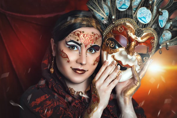 Grande máscara de carnaval — Fotografia de Stock