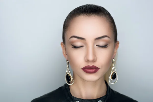 Retrato de mujer de lujo — Foto de Stock