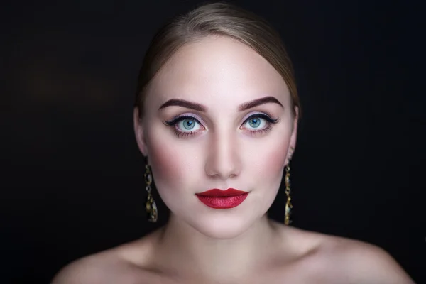 Retrato de mujer de lujo — Foto de Stock