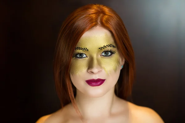 Golden face art — Stock Photo, Image