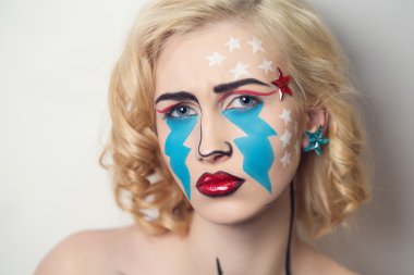 Pop Art Girl Ağlayan Yalnızlık