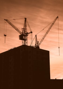 Yüksek katlı vinç ve Evleri inşaatı