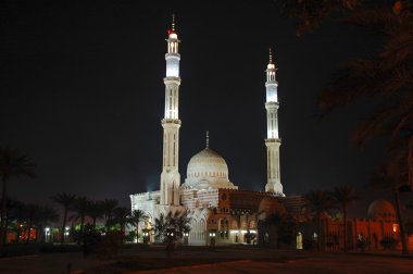 Geceleri Mısır'daki Camii