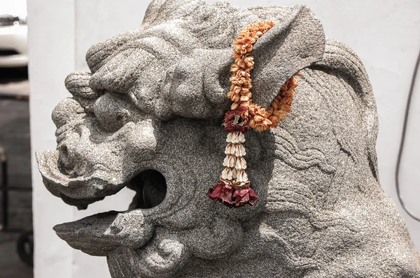 Statue in buddhist temple — Stock Photo, Image