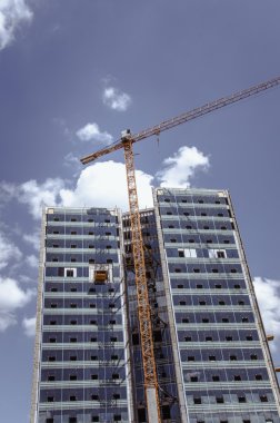 Bina yapım aşamasında.