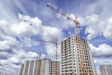 Yeni yüksek katlı bina ve inşaat Vinçler