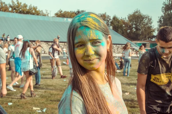 PENZA, RÚSSIA - SETEMBRO 6, 2015: Tintas festa Holi na Rússia — Fotografia de Stock