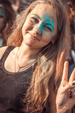 Penza, Rusya - 6 Eylül 2015: Gençler bir geleneksel ve Rusya'da renkli bir bayram kutlamak