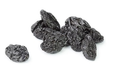 Beyaz arkaplanda kuru erik