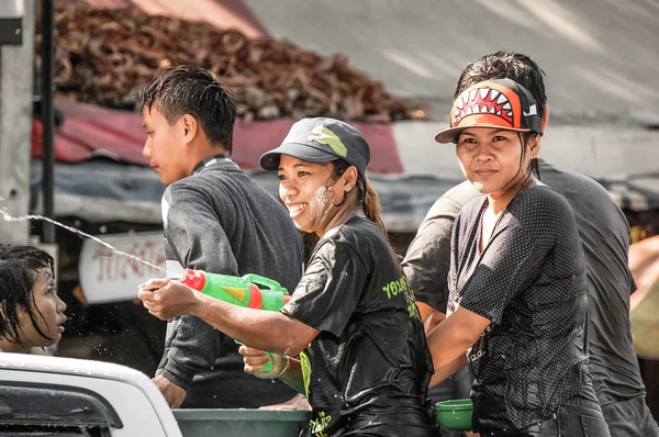 PATTAYA, TAILÂNDIA - 18 de abril de 2013: Festival de Songkran na Tailândia . — Fotografia de Stock